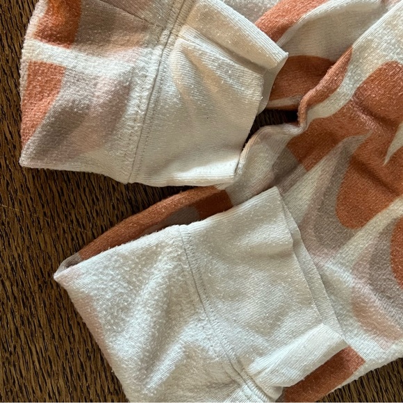 ATF All Things Fabulous “Lazy Bones”Printed Jogger Set - Picture 6 of 13